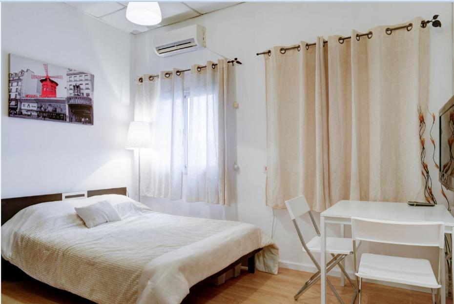 Tel Aviving - Apartments By The Beach Екстериор снимка