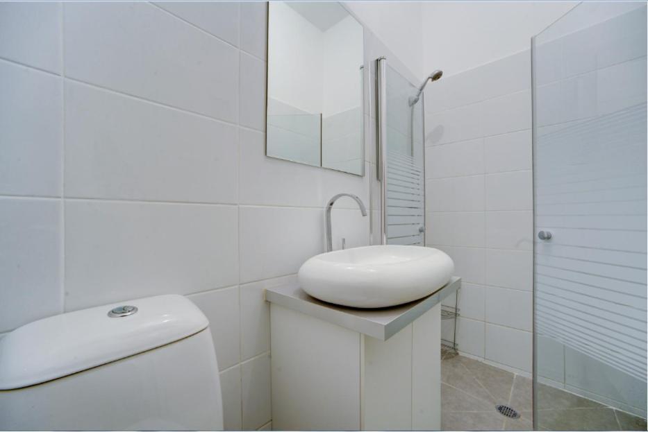 Tel Aviving - Apartments By The Beach Екстериор снимка